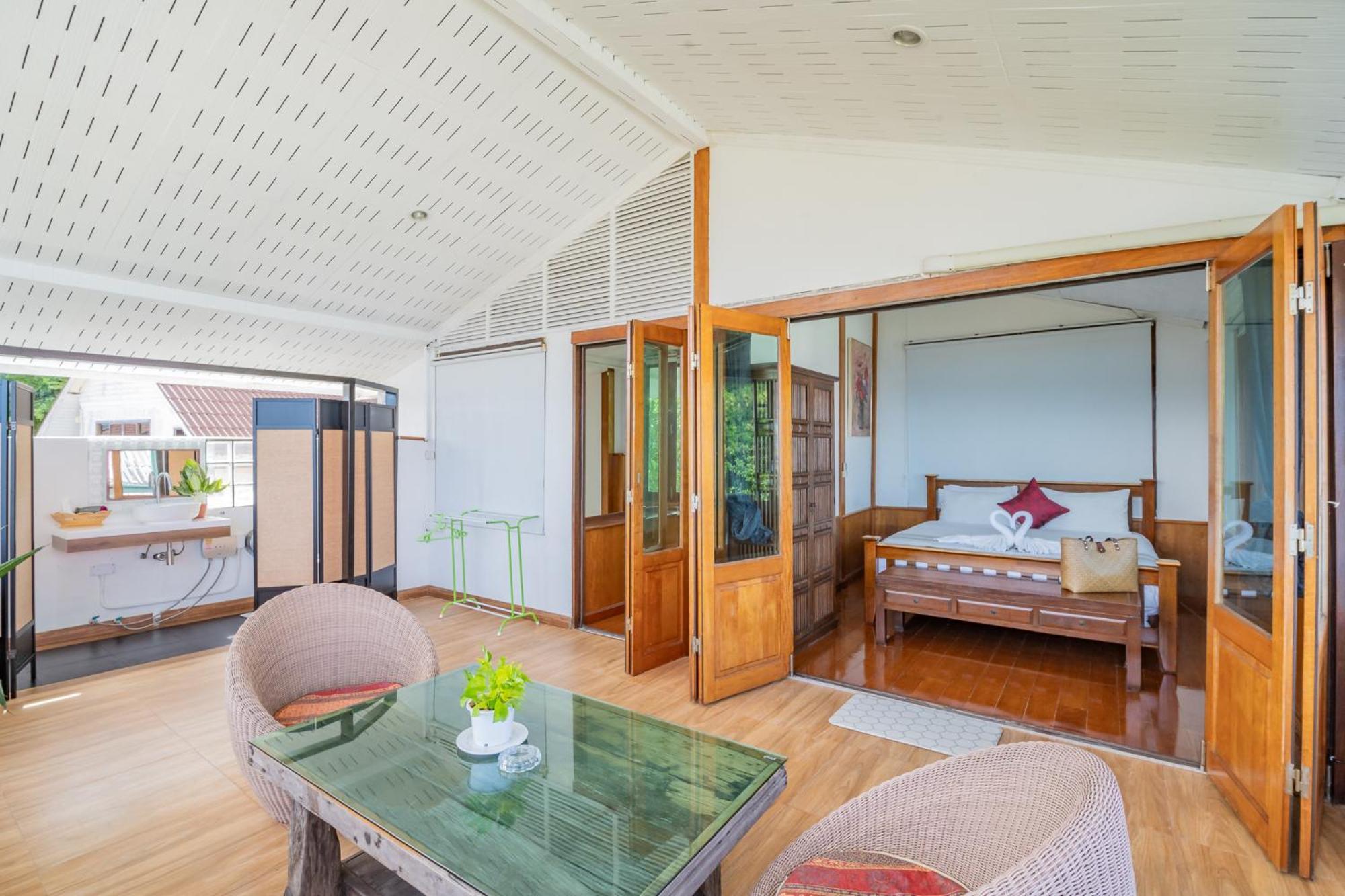 Blue House Panorama View 5 Bedroom * Patong