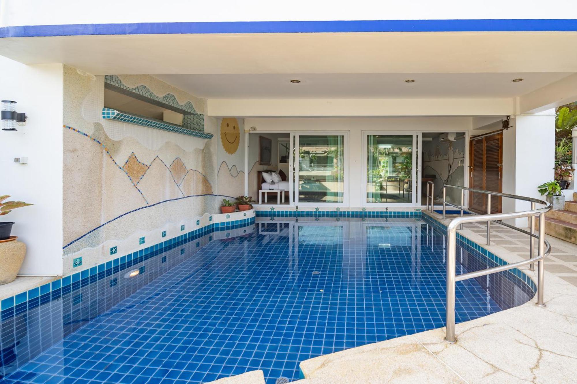 Villa Blue House Panorama View 5 Bedroom Patong