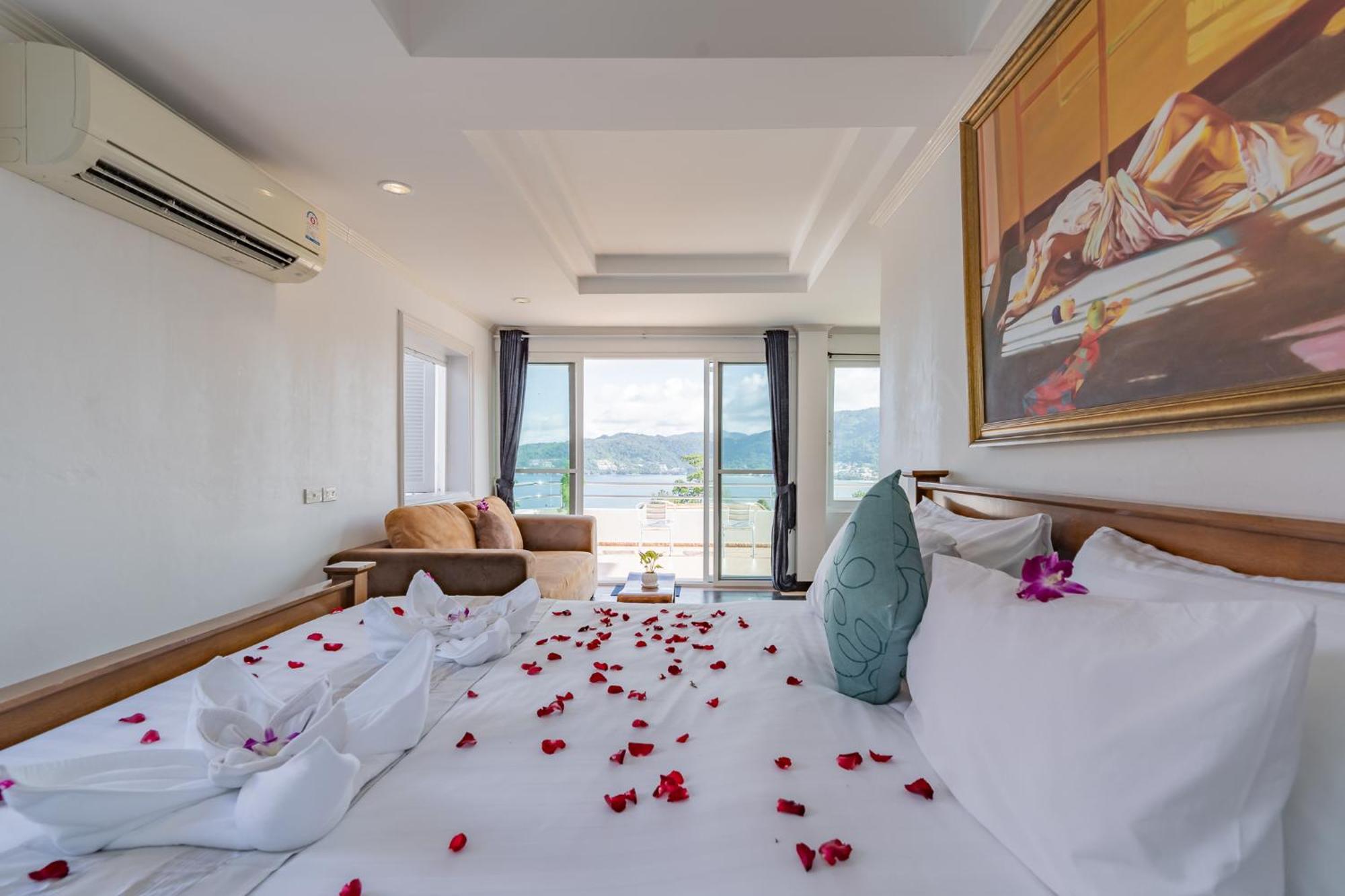 Blue House Panorama View 5 Bedroom Patong